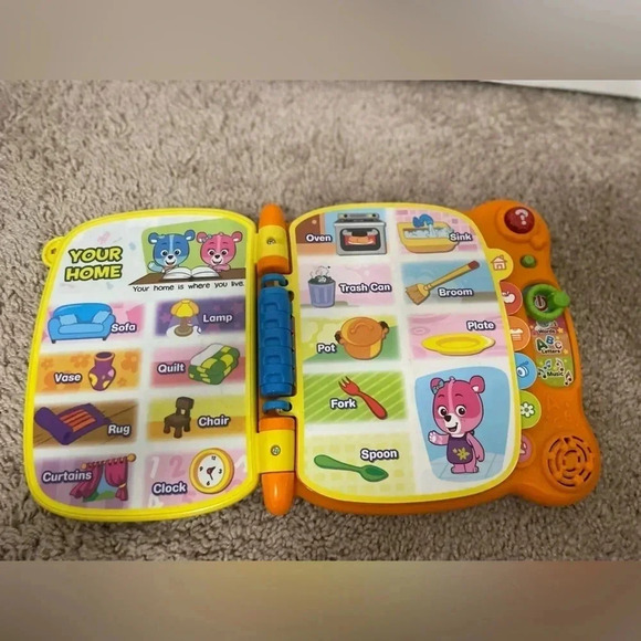 Vtech touch and teach word book featuring more than 100 words - Picture 1 of 5